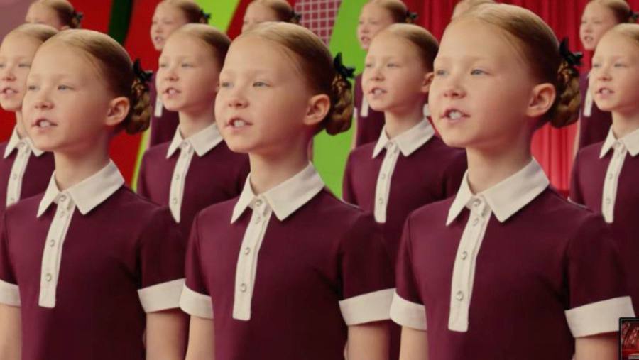 Пушной и Галыгин исполнили кавер-версию хита «Учат в школе» в новом ролике от «М.Видео-Эльдорадо» и Instinct