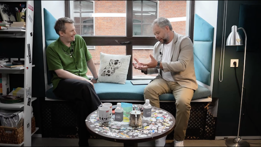 «В творчестве можно отдавать только искренность», — Дмитрий Николаев в подкасте «В поисках смыслов»